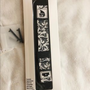 NEW Freestyle SHARK CLIP and Apple Watch Adapter